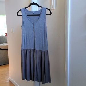 Woman's sleeveless dress